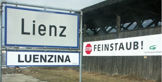 Lienz Luenzina zweisprachige Ortstafel