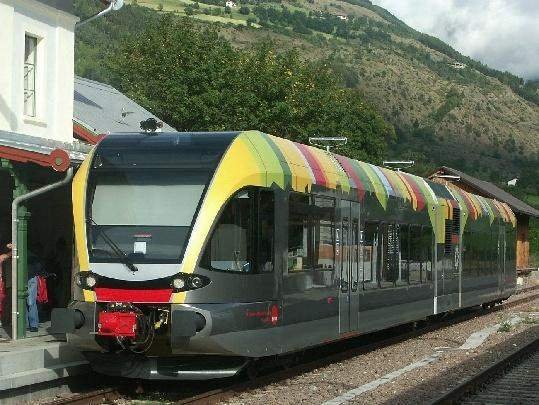 Vinschgaubahn im Malser Bahnhof